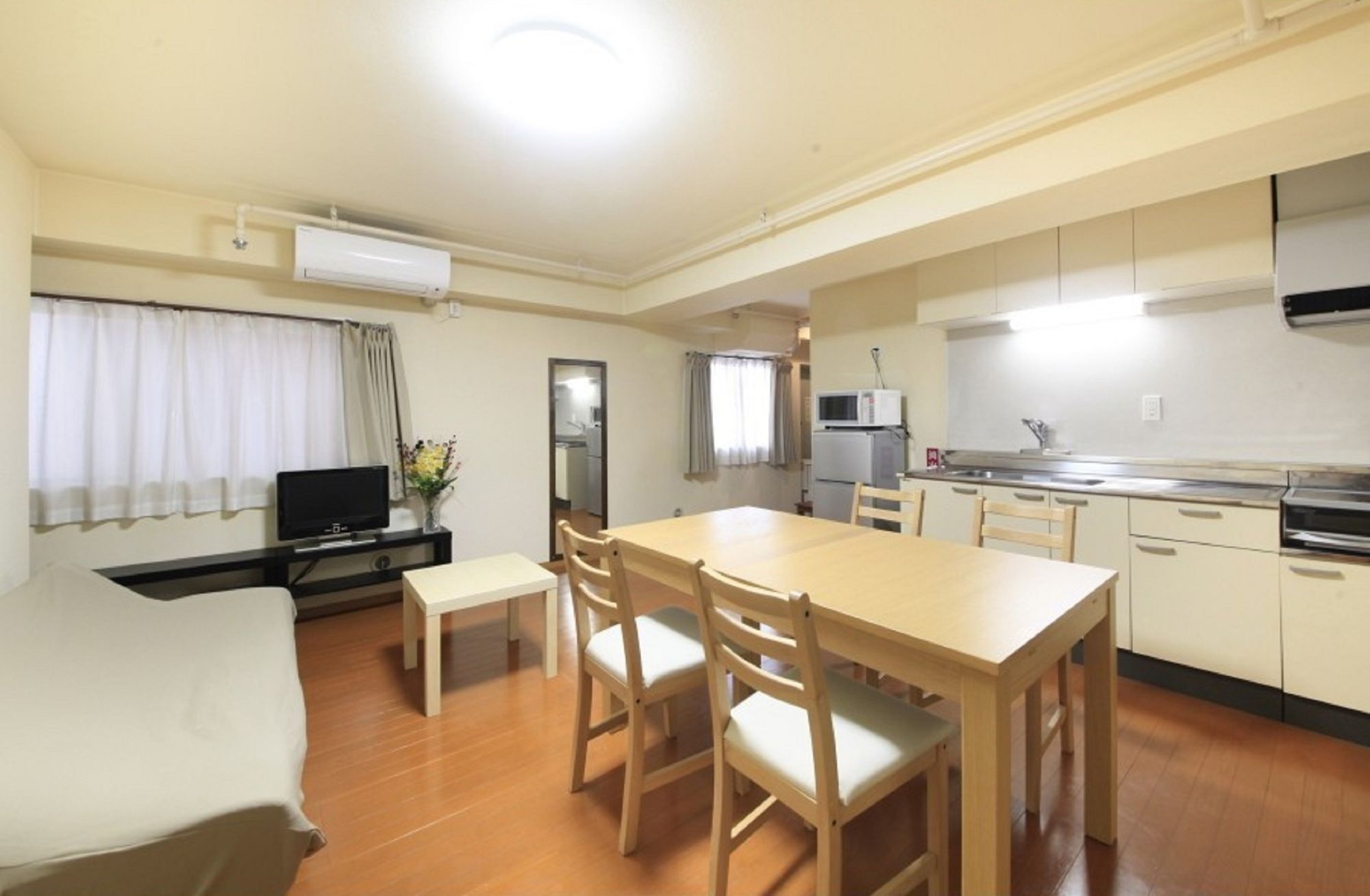 Shinjuku Urban Hotel Tōkyō Extérieur photo